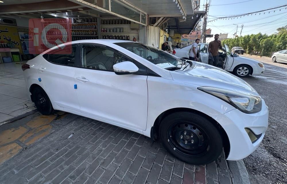 هیوندای ئەلەنترا